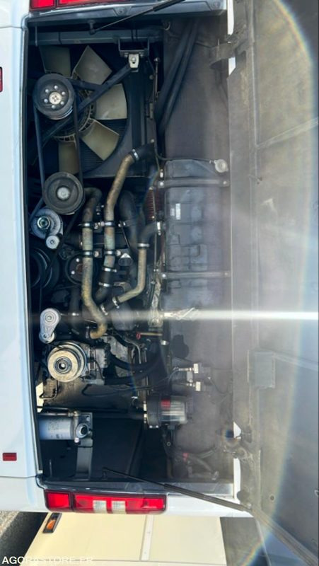 MERCEDES INTOURO N°093090 - Autobus shkollor: foto 5 MERCEDES INTOURO N°093090 - Autobus shkollor: foto 5