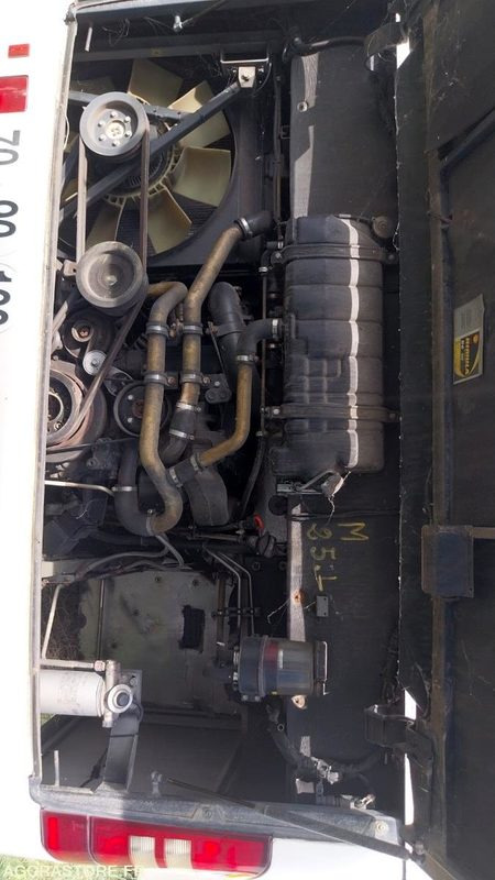 MERCEDES INTOURO N°093232 - Autobus shkollor: foto 4 MERCEDES INTOURO N°093232 - Autobus shkollor: foto 4