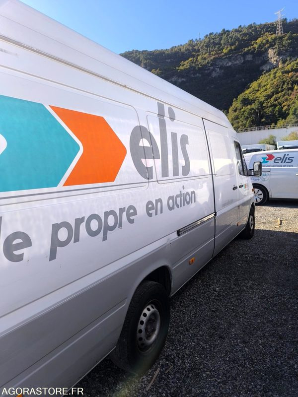 MERCEDES SPRINTER - 2000 - 351870 Kms - Furgon: foto 3 MERCEDES SPRINTER - 2000 - 351870 Kms - Furgon: foto 3