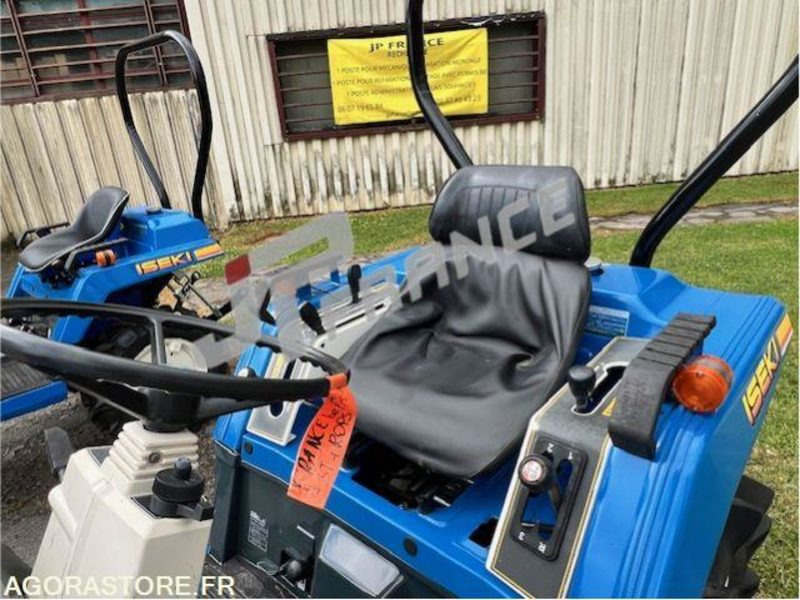 MICROTRACTEUR ISEKI 14 CV 4 ROUES MOTRICES DIESEL 1263H DANS L'ETAT ROULANT - Traktor: foto 3 MICROTRACTEUR ISEKI 14 CV 4 ROUES MOTRICES DIESEL 1263H DANS L'ETAT ROULANT - Traktor: foto 3