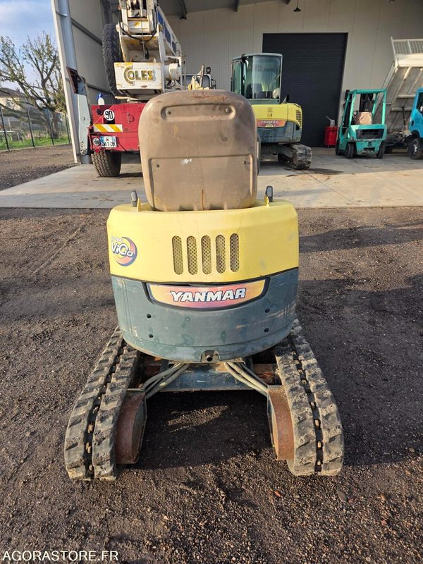 MINI-PELLE YANMAR VIO 10 - 2004 - 1952 HEURES - Miniekskavator: foto 3 MINI-PELLE YANMAR VIO 10 - 2004 - 1952 HEURES - Miniekskavator: foto 3