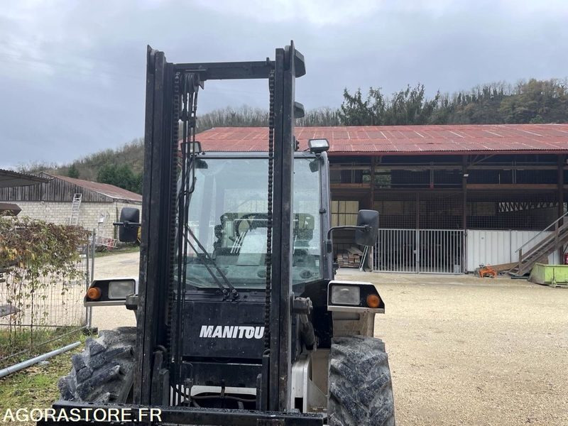 Manitou M30 2 - 2014 - 7955 HEURES - Pirun ngritës: foto 1 Manitou M30 2 - 2014 - 7955 HEURES - Pirun ngritës: foto 1