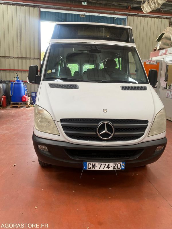 Mercedes sprinter 11/2012 162000 kms BVM 22+1 places climatisation ralentisseur - Minibus, Furgon pasagjerësh: foto 3 Mercedes sprinter 11/2012 162000 kms BVM 22+1 places climatisation ralentisseur - Minibus, Furgon pasagjerësh: foto 3