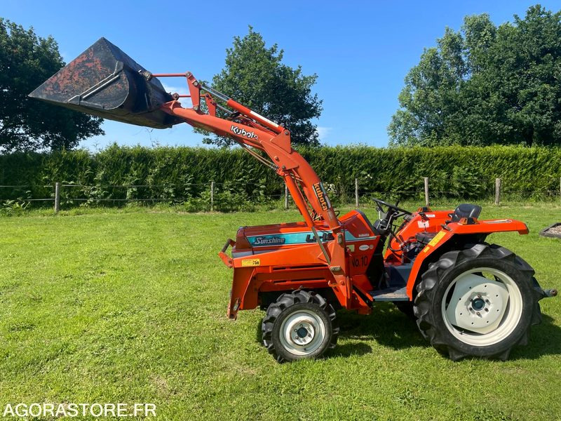 Micro-tracteur Kubota L1-185 - Traktor: foto 1 Micro-tracteur Kubota L1-185 - Traktor: foto 1