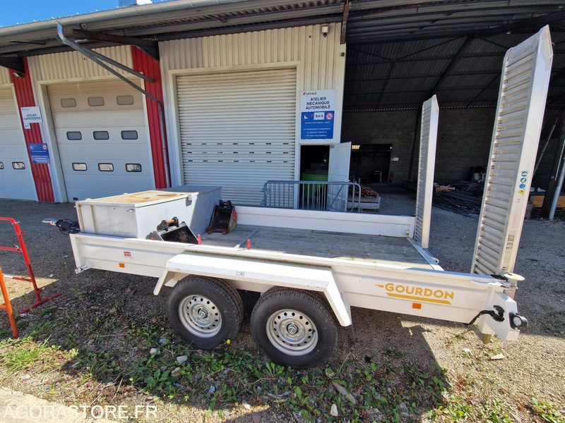 Mini Pelle 1T JCB 8010CTS + Remorque - 2023 / (NEUVE) 19 HEURES (EMF201) - Miniekskavator: foto 5 Mini Pelle 1T JCB 8010CTS + Remorque - 2023 / (NEUVE) 19 HEURES (EMF201) - Miniekskavator: foto 5
