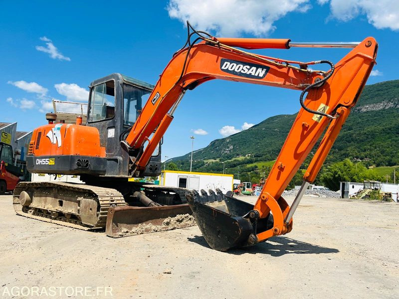Mini pelle 5T DOOSAN DH55 - Année 2004 - Ekskavator: foto 5 Mini pelle 5T DOOSAN DH55 - Année 2004 - Ekskavator: foto 5