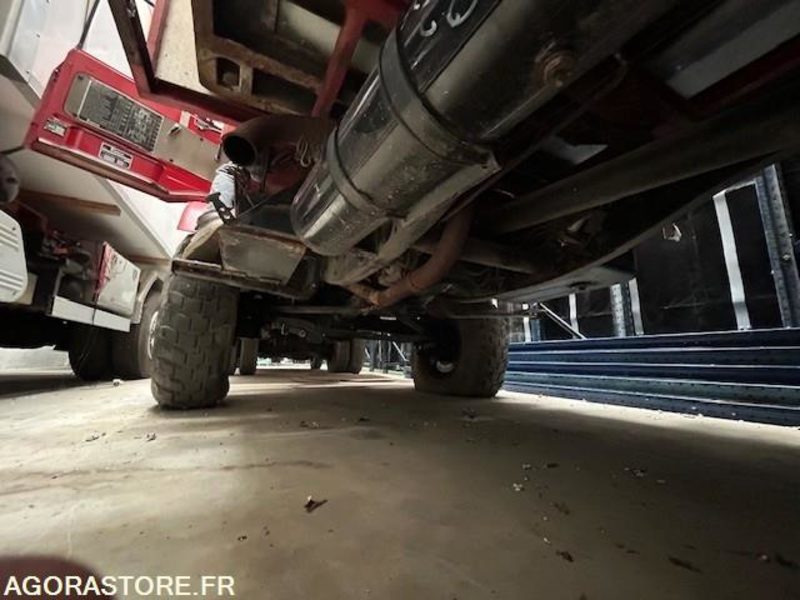 UNIMOG 406.200/416 4X4 17870 KM - Mjet bujqësor/ Special: foto 4 UNIMOG 406.200/416 4X4 17870 KM - Mjet bujqësor/ Special: foto 4