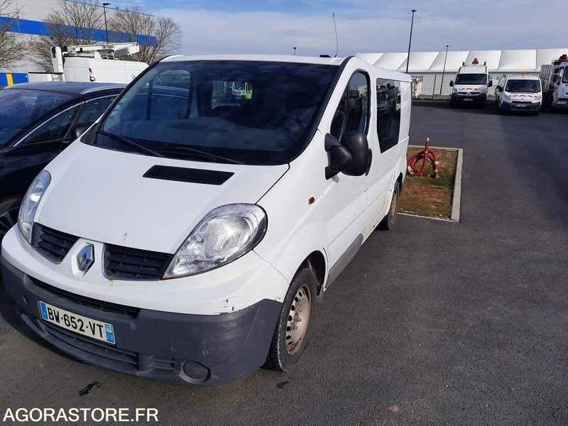 OPEL VIVARO - 2011 - 112 800KM - Furgon: foto 1 OPEL VIVARO - 2011 - 112 800KM - Furgon: foto 1