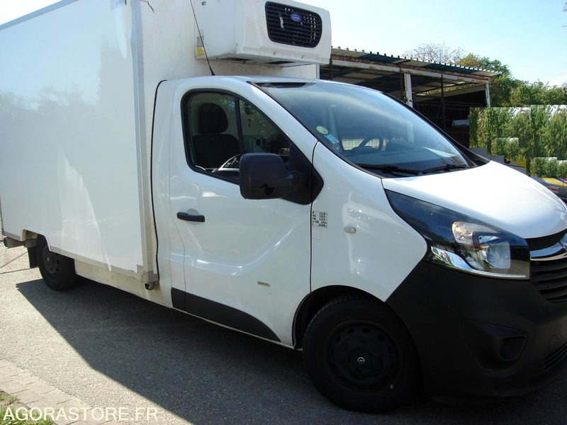 OPEL VIVARO FRIGORIFIQUE - 2017 - 159600KM - Furgon frigorifer: foto 2 OPEL VIVARO FRIGORIFIQUE - 2017 - 159600KM - Furgon frigorifer: foto 2