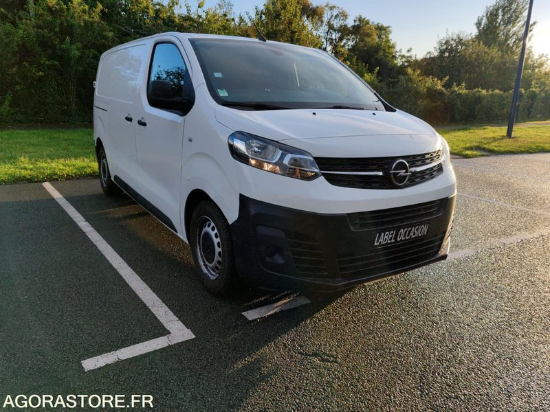 Opel vivaro - Furgon i vogël: foto 1 Opel vivaro - Furgon i vogël: foto 1