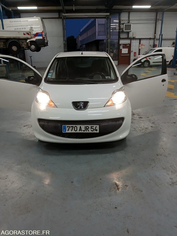 PEUGEOT 107 - 2008 - 142642 KM - Veturë: foto 1 PEUGEOT 107 - 2008 - 142642 KM - Veturë: foto 1