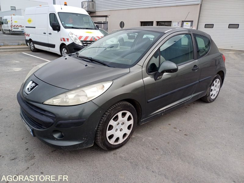 PEUGEOT - 207 - 2007 / 362506 KM (P0401803) - Veturë: foto 4 PEUGEOT - 207 - 2007 / 362506 KM (P0401803) - Veturë: foto 4