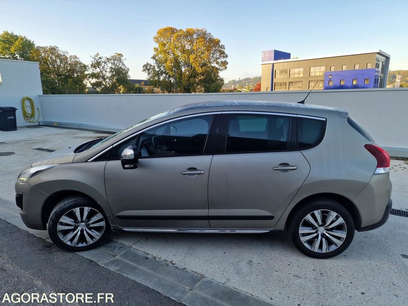 PEUGEOT 3008 - Veturë: foto 3 PEUGEOT 3008 - Veturë: foto 3