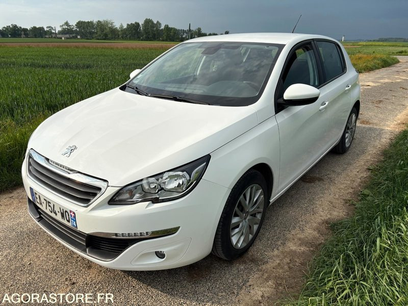 PEUGEOT 308 DIESEL 1.6 L HDI - Veturë: foto 2 PEUGEOT 308 DIESEL 1.6 L HDI - Veturë: foto 2