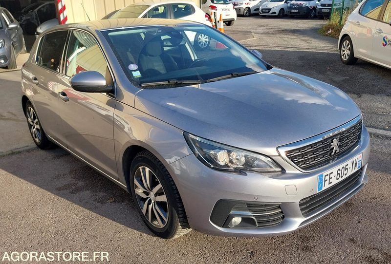 PEUGEOT 308 phase II - 110ch - 2019 - 172160km - ESSENCE - Veturë: foto 1 PEUGEOT 308 phase II - 110ch - 2019 - 172160km - ESSENCE - Veturë: foto 1