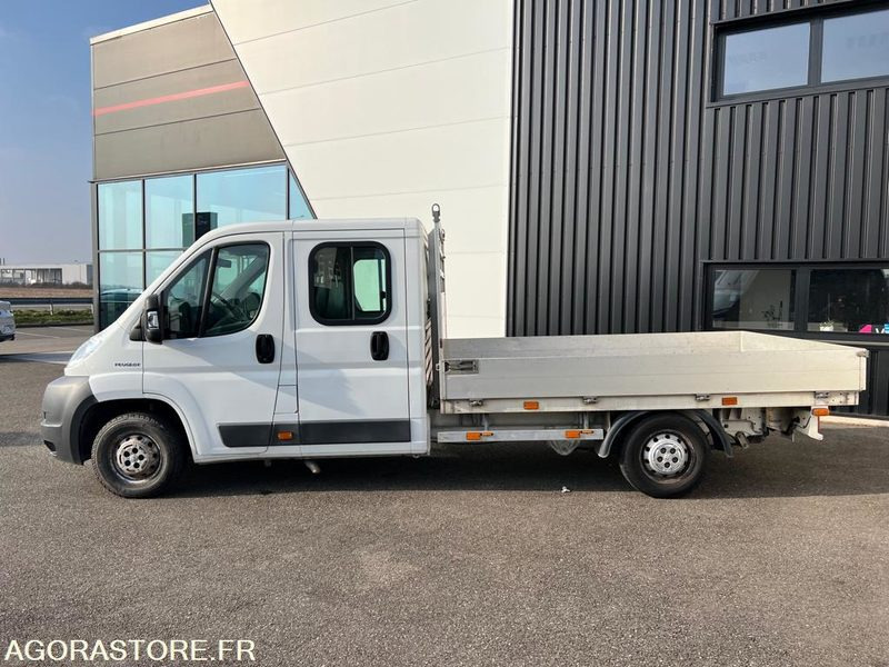 PEUGEOT BOXER CAMION PLATE-FORME/CHÂSSIS 2.2 HDI 120 - Furgon i vogël: foto 1 PEUGEOT BOXER CAMION PLATE-FORME/CHÂSSIS 2.2 HDI 120 - Furgon i vogël: foto 1