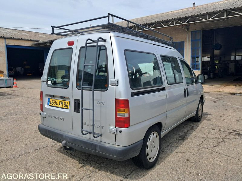 PEUGEOT EXPERT COMBI 8 PLACES - Minibus, Furgon pasagjerësh: foto 3 PEUGEOT EXPERT COMBI 8 PLACES - Minibus, Furgon pasagjerësh: foto 3