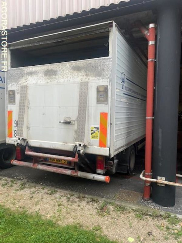 POID LOURD IVECO - Kamion vagonetë: foto 2 POID LOURD IVECO - Kamion vagonetë: foto 2