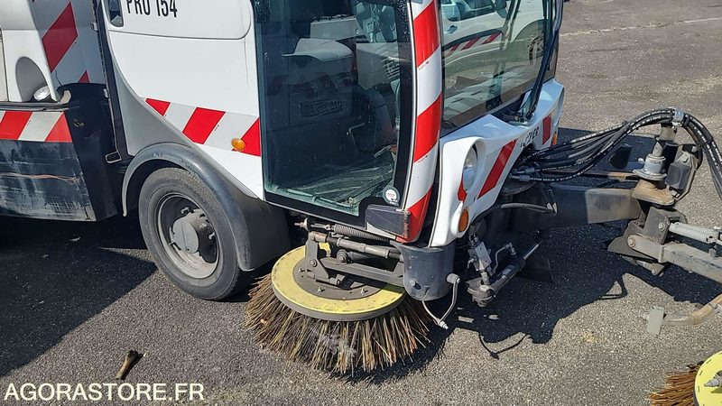 PRO 154 - CITYCAT 2020 - 47019KM - 2010 - Pajisje kopshti: foto 4 PRO 154 - CITYCAT 2020 - 47019KM - 2010 - Pajisje kopshti: foto 4