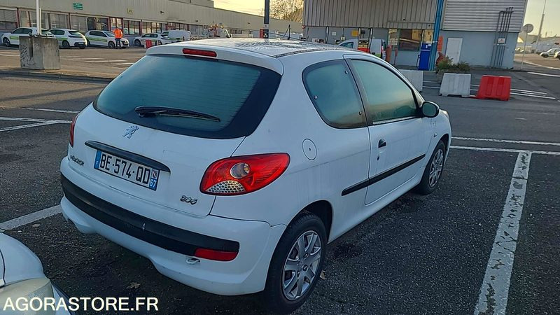 Peugeot 206 - 2011 - 155124kms - BE574QD - Veturë: foto 3 Peugeot 206 - 2011 - 155124kms - BE574QD - Veturë: foto 3