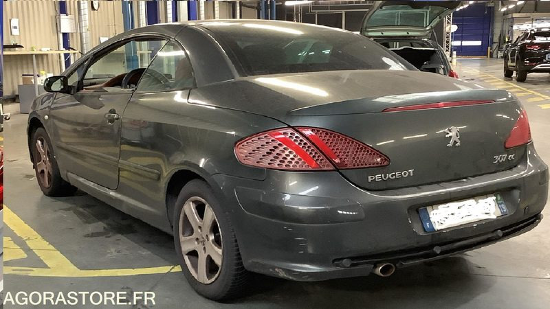 Peugeot 307 CC 2.0 16V - Kabriolet: foto 2 Peugeot 307 CC 2.0 16V - Kabriolet: foto 2