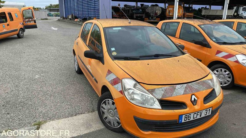 RENAULT CLIO - 2008 - 138942 KM - Veturë: foto 1 RENAULT CLIO - 2008 - 138942 KM - Veturë: foto 1