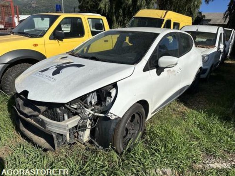 RENAULT CLIO - 2014 - 169502KM - DL008WA - Veturë: foto 2 RENAULT CLIO - 2014 - 169502KM - DL008WA - Veturë: foto 2