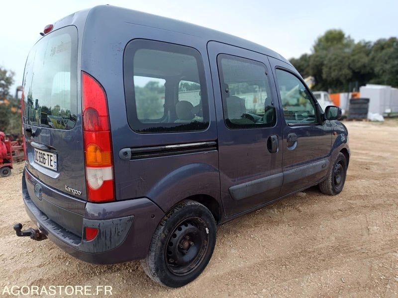 RENAULT KANGOO 1.5 DCI - 2003 - 227000KMS - Veturë: foto 2 RENAULT KANGOO 1.5 DCI - 2003 - 227000KMS - Veturë: foto 2