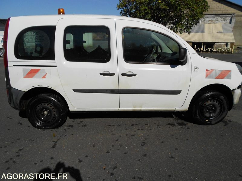 RENAULT KANGOO 1.5 DCI - Furgon i vogël: foto 2 RENAULT KANGOO 1.5 DCI - Furgon i vogël: foto 2