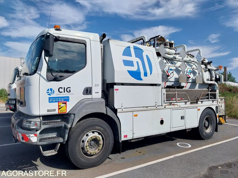 RENAULT Kerax 320 HUWER ADR 2002 (165000Km) ROULANT EXPORT UNIQUEMENT - Kamion me vakuum: foto 2 RENAULT Kerax 320 HUWER ADR 2002 (165000Km) ROULANT EXPORT UNIQUEMENT - Kamion me vakuum: foto 2