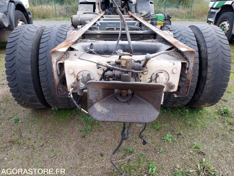 RENAULT PREMIUM 370-19 / 2007 / 371820 km - Kamion kabinë-shasi: foto 4 RENAULT PREMIUM 370-19 / 2007 / 371820 km - Kamion kabinë-shasi: foto 4