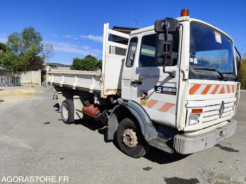 RENAULT S120 CAMION BENNE 1994 144 599 KMS BON ETAT - Kamioncine vetëshkarkuese: foto 2 RENAULT S120 CAMION BENNE 1994 144 599 KMS BON ETAT - Kamioncine vetëshkarkuese: foto 2