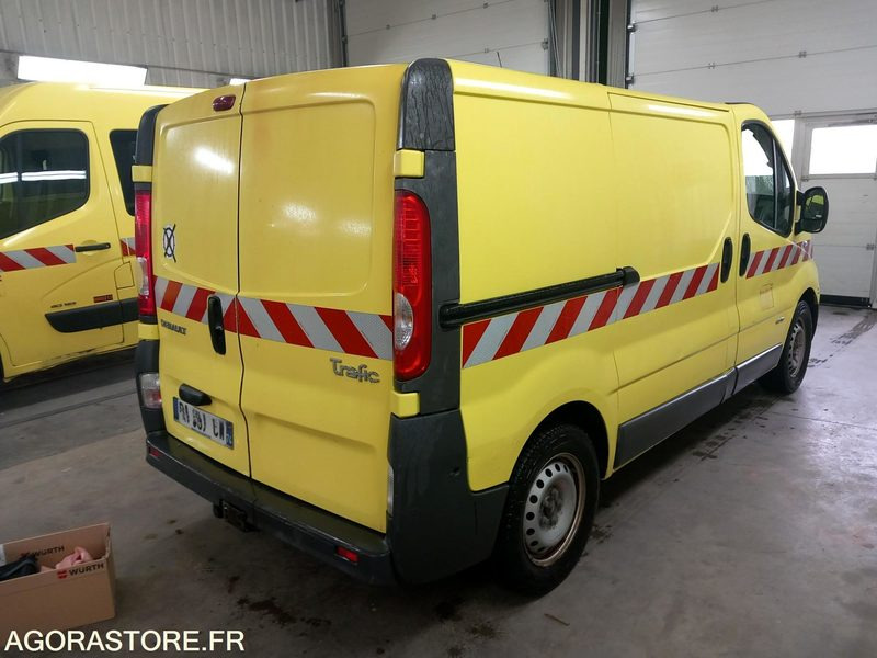 RENAULT TRAFIC DCI 115 (HR0513) - Furgon i vogël: foto 2 RENAULT TRAFIC DCI 115 (HR0513) - Furgon i vogël: foto 2