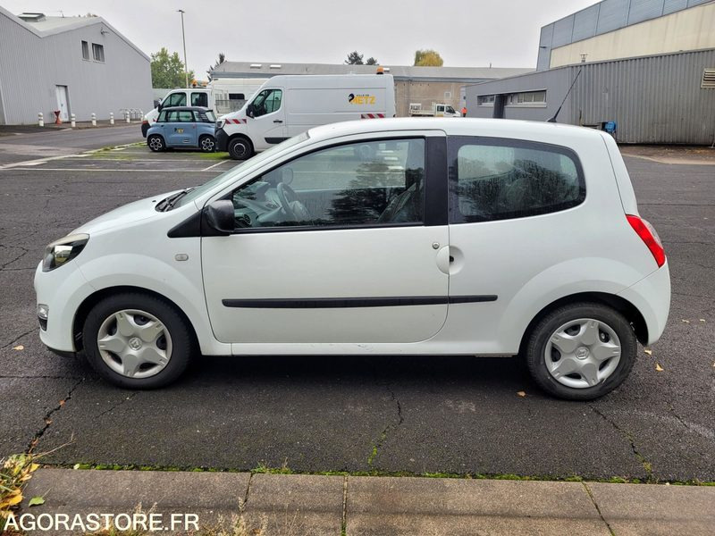 RENAULT TWINGO - DB-290-VQ - VIN VF1CNJ10550142907 - Veturë: foto 1 RENAULT TWINGO - DB-290-VQ - VIN VF1CNJ10550142907 - Veturë: foto 1