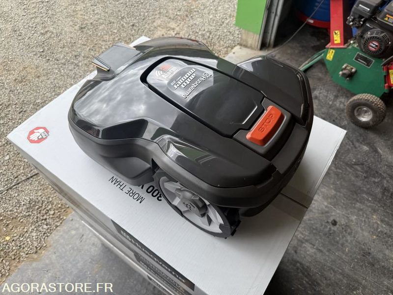 ROBOT de tonte NEUF 305 Husqvarna Unitaire - Korrëse bari i kopshtit: foto 3 ROBOT de tonte NEUF 305 Husqvarna Unitaire - Korrëse bari i kopshtit: foto 3