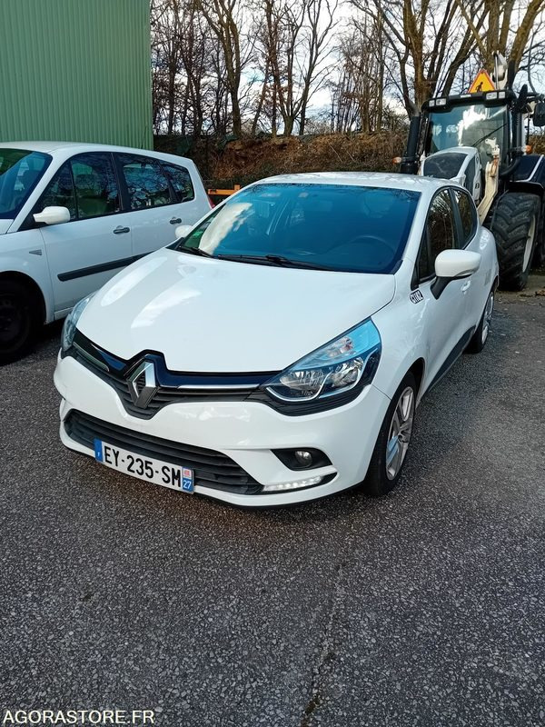 Renault Clio 4 - 2018 - 59832 kms - Veturë: foto 3 Renault Clio 4 - 2018 - 59832 kms - Veturë: foto 3