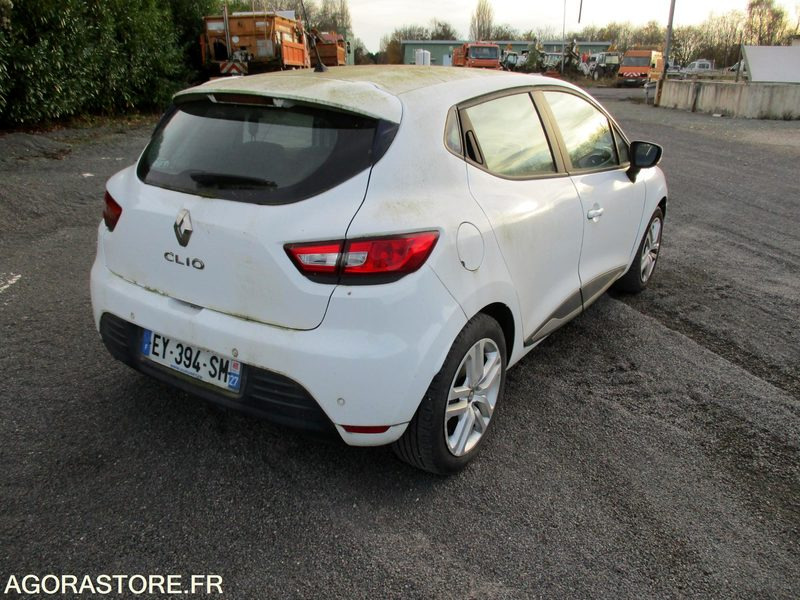 Renault Clio 4 - 2018 - 81494 kms - Veturë: foto 3 Renault Clio 4 - 2018 - 81494 kms - Veturë: foto 3