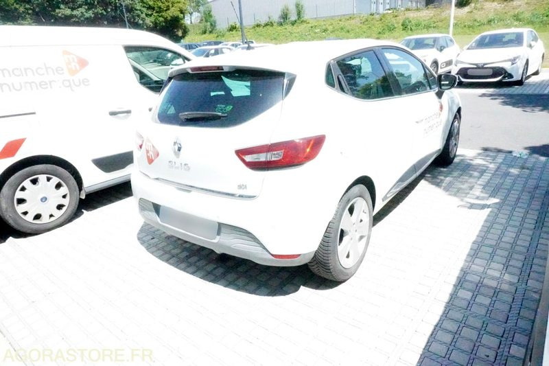 Renault Clio 4 - Veturë: foto 2 Renault Clio 4 - Veturë: foto 2