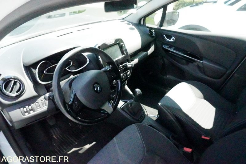 Renault Clio 4 - Veturë: foto 5 Renault Clio 4 - Veturë: foto 5