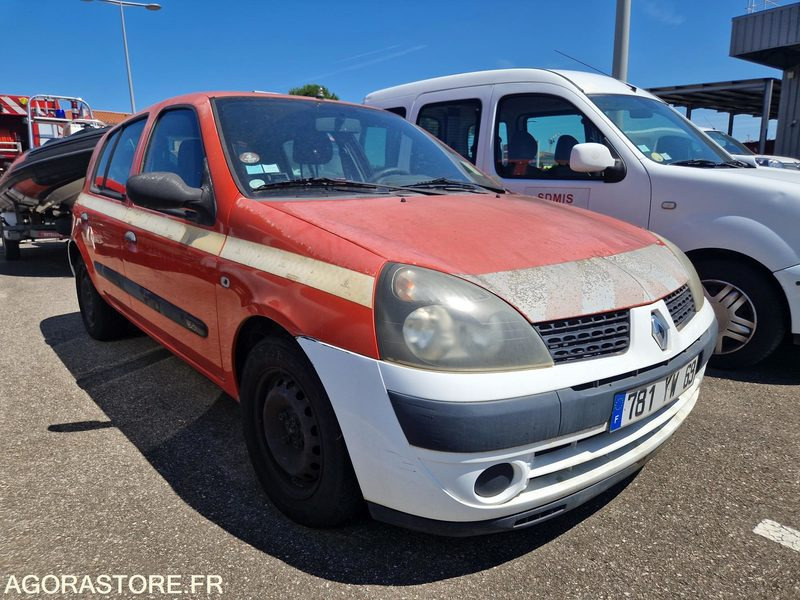 Renault Clio - 781YW69 - Veturë: foto 2 Renault Clio - 781YW69 - Veturë: foto 2