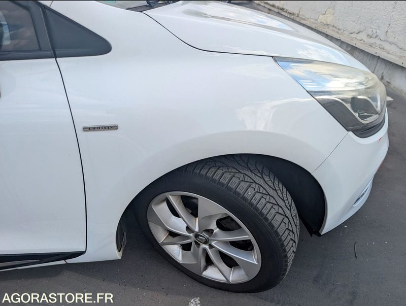 Renault Clio IV Limited TCe 90 – 2017 – Très bien équipée – Excellent état - Veturë: foto 5 Renault Clio IV Limited TCe 90 – 2017 – Très bien équipée – Excellent état - Veturë: foto 5