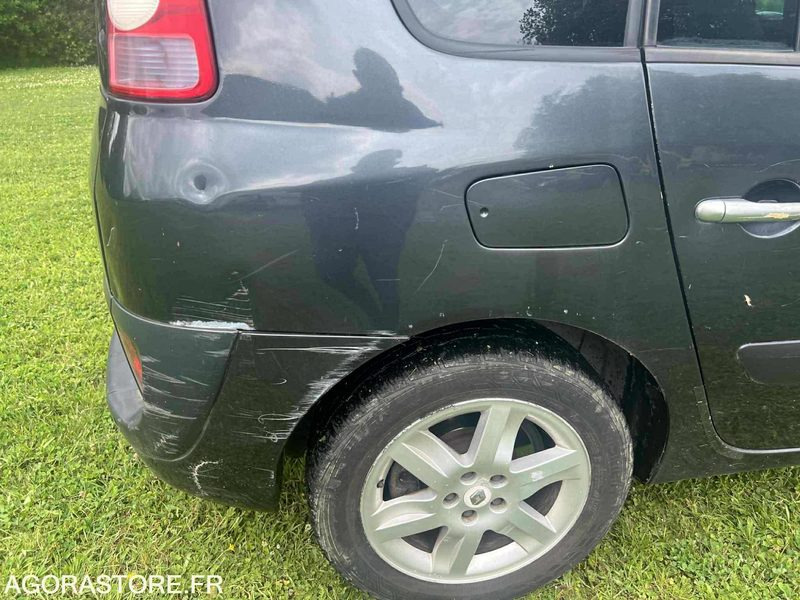 Renault Espace 4 2,2L DCI - Veturë: foto 2 Renault Espace 4 2,2L DCI - Veturë: foto 2