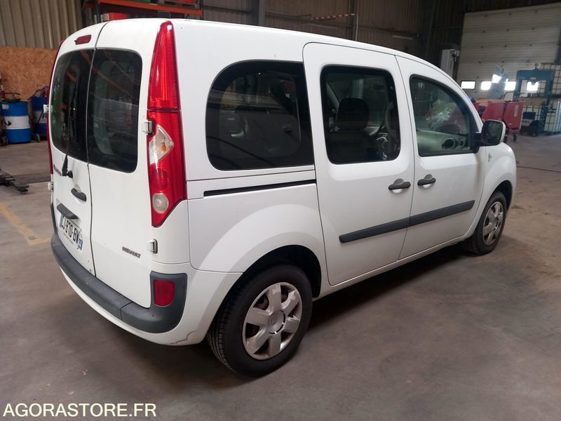 Renault Kango 5 places DCI - Veturë: foto 4 Renault Kango 5 places DCI - Veturë: foto 4