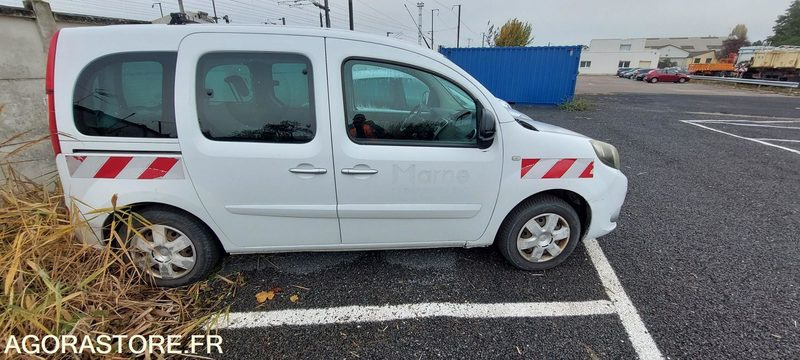 Renault Kangoo - 2013 - 284004kms - Veturë: foto 3 Renault Kangoo - 2013 - 284004kms - Veturë: foto 3
