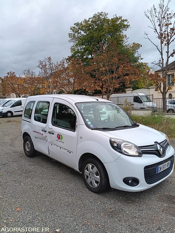 Renault Kangoo - 71572 kms - 2018 - Veturë: foto 3 Renault Kangoo - 71572 kms - 2018 - Veturë: foto 3