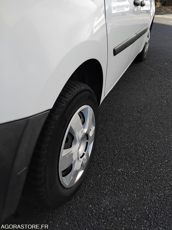 Furgon i vogël Renault Kangoo: foto 14