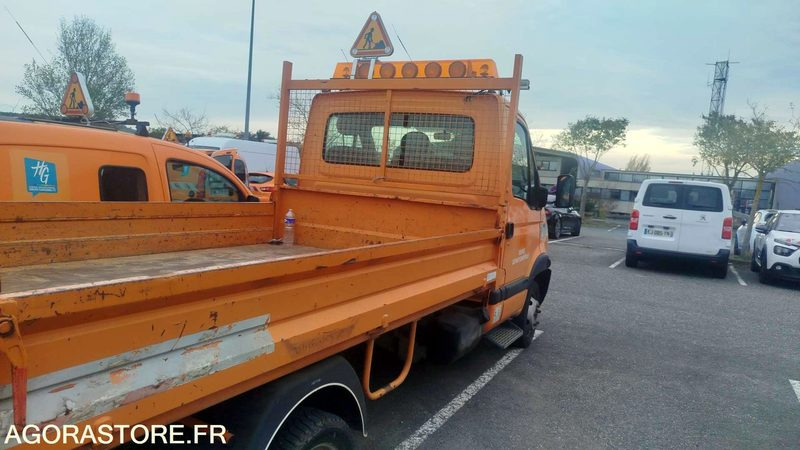 Renault Mascott - 2003 - 209464km - 466BDE31 - Kamioncine vetëshkarkuese: foto 2 Renault Mascott - 2003 - 209464km - 466BDE31 - Kamioncine vetëshkarkuese: foto 2