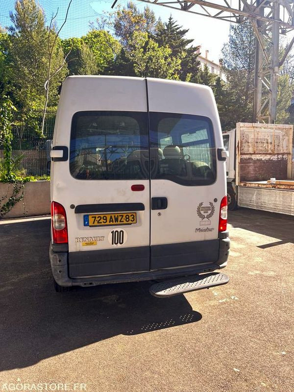 Renault Master TCP 15 places - Minibus, Furgon pasagjerësh: foto 2 Renault Master TCP 15 places - Minibus, Furgon pasagjerësh: foto 2