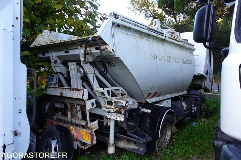 Renault Midlum 220 DXI - Veturë: foto 1 Renault Midlum 220 DXI - Veturë: foto 1