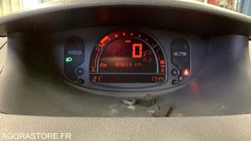 Renault Modus 1.6 16V LUXE PRIVILÈGE - Veturë: foto 5 Renault Modus 1.6 16V LUXE PRIVILÈGE - Veturë: foto 5